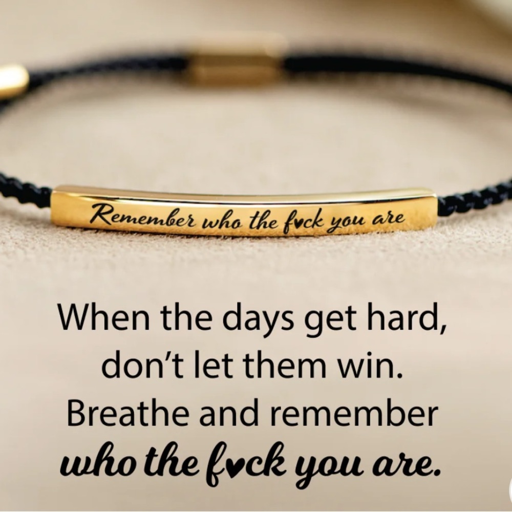 Motivational bracelet